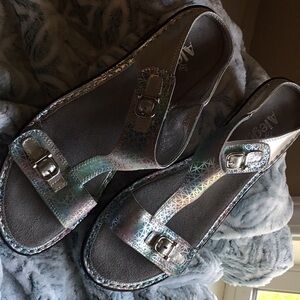 Alegria sandal size 42 never worn